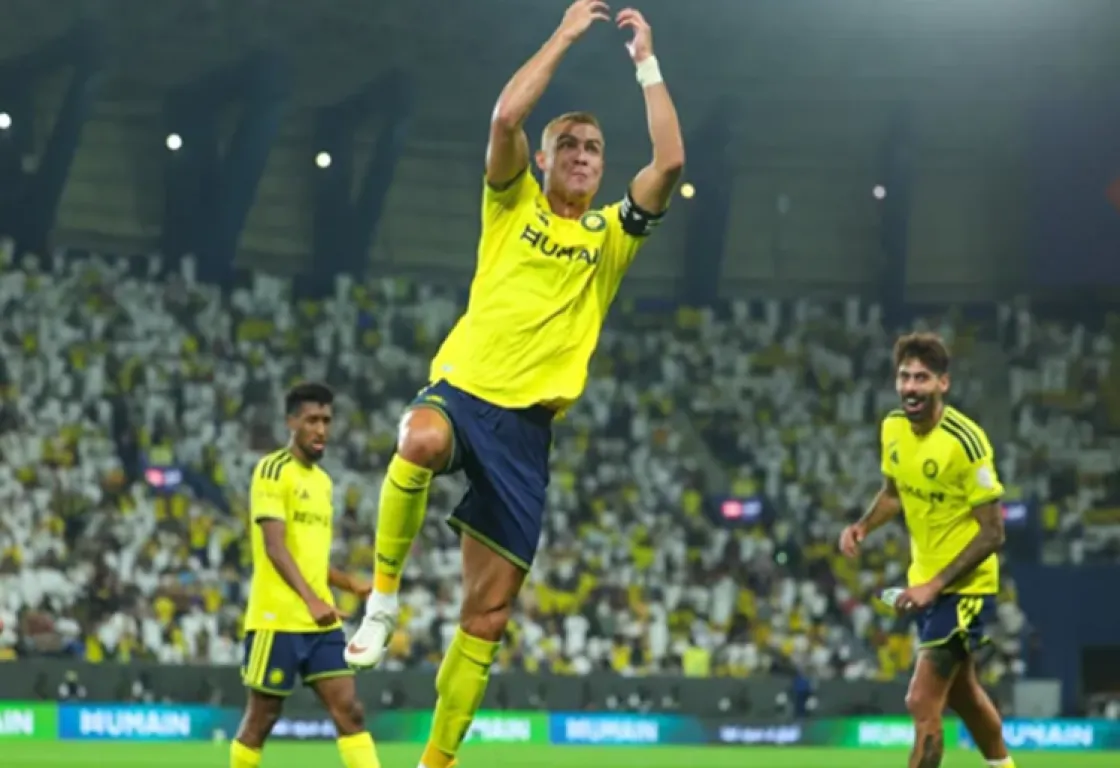 رونالدو يقود النصر لقلب تأخره أمام التعاون ويحقق رقمًا قياسيّا جديدًا