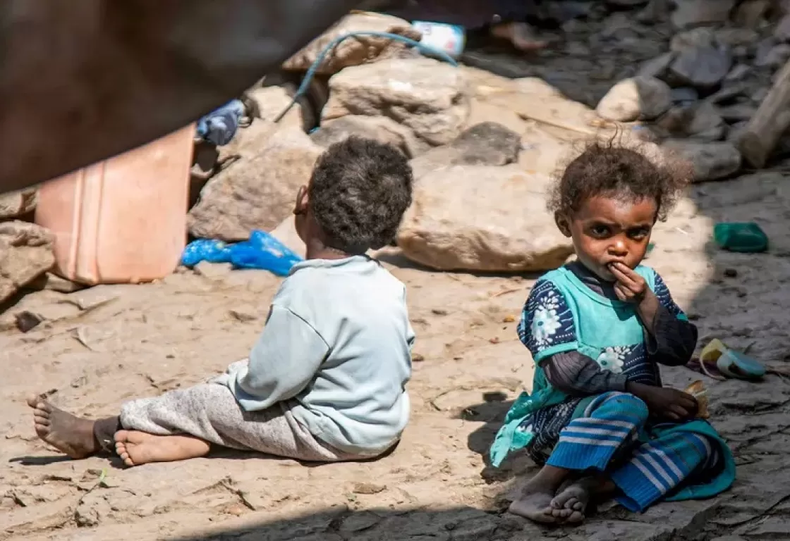 "شهداء الحاجة".. أقل من 10 دولار تودي بحياة العشرات في اليمن (صور وفيديو) "شهداء الحاجة".. أقل من 10 دولار تودي بحياة العشرات في اليمن (صور وفيديو)