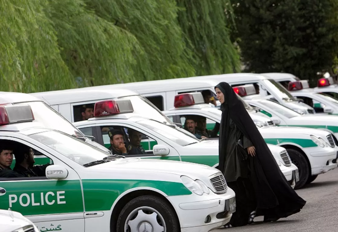 لماذا قرر النظام الإيراني حلّ &quot;شرطة الأخلاق&quot;؟