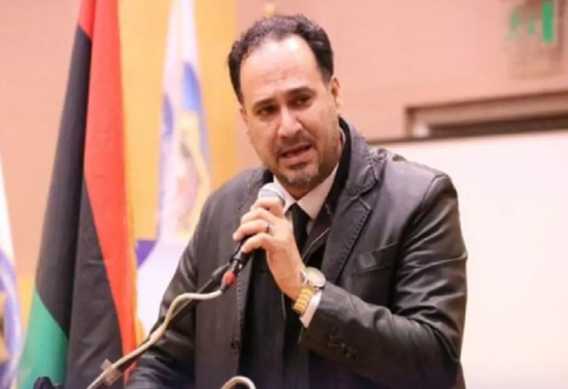 فيصل أبو الرايقة لـ (حفريات): الإسلام السياسي والمحاصصة يفاقمان تعقيد الأزمة الليبية فيصل أبو الرايقة لـ (حفريات): الإسلام السياسي والمحاصصة يفاقمان تعقيد الأزمة الليبية