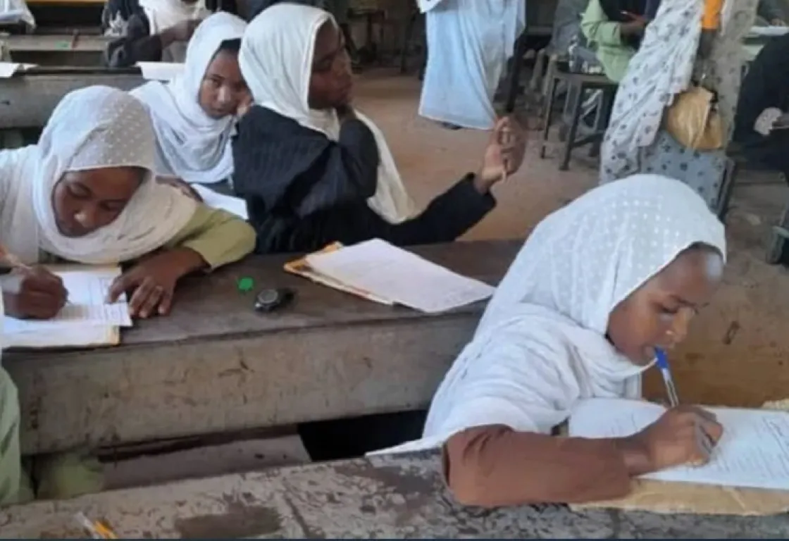 مناهج السودان... هل يعود الإخوان عبر بوابة المدارس؟