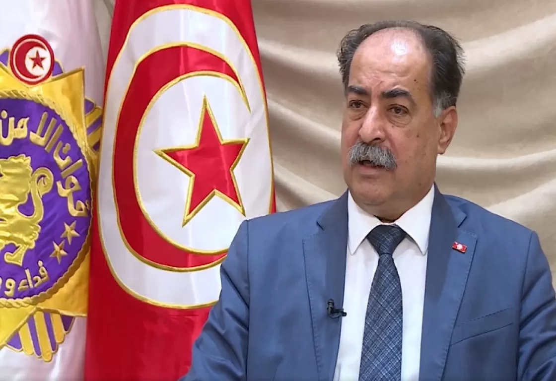مؤامرات إخوانية.. وزير تونسي يكشف الخيط الرفيع الذي يربط تهريب المهاجرين بالإرهاب مؤامرات إخوانية.. وزير تونسي يكشف الخيط الرفيع الذي يربط تهريب المهاجرين بالإرهاب