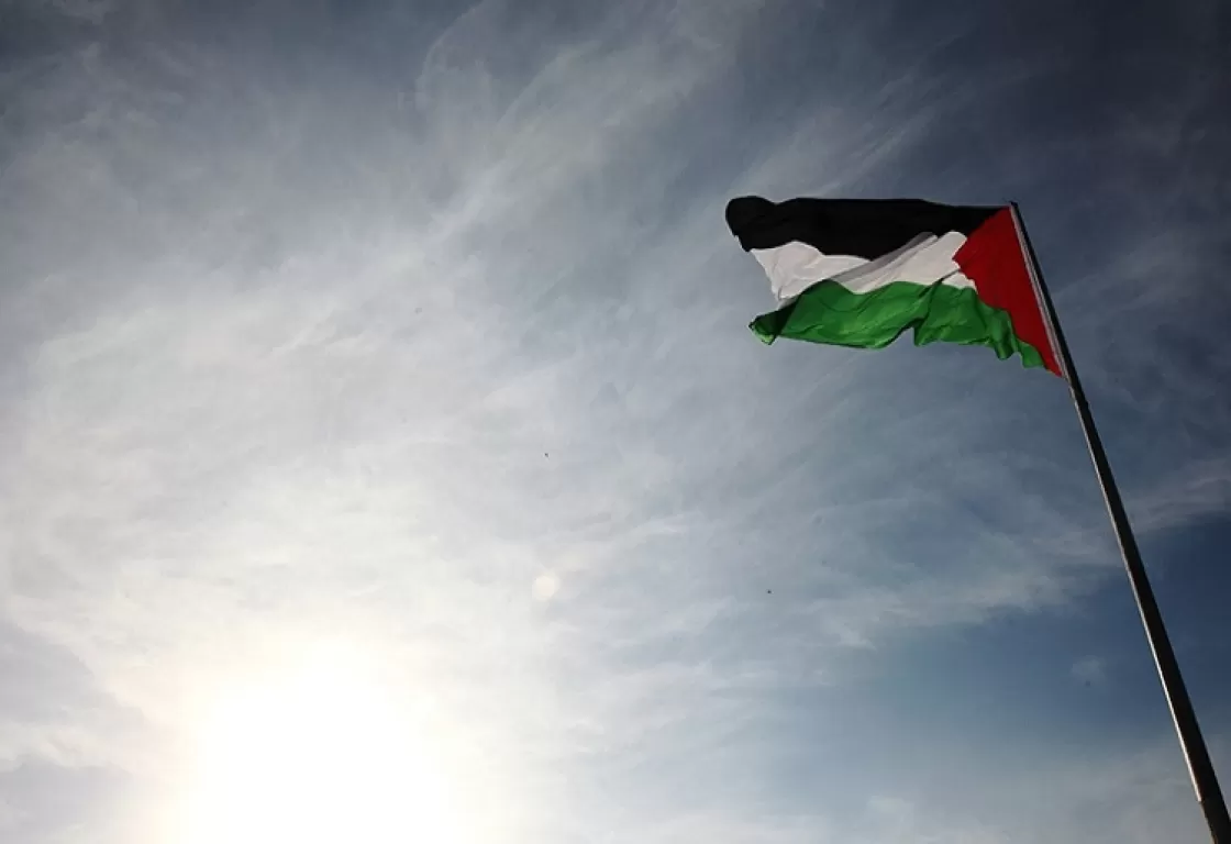 فلسطين تستحق الجلال والإكرام فلسطين تستحق الجلال والإكرام