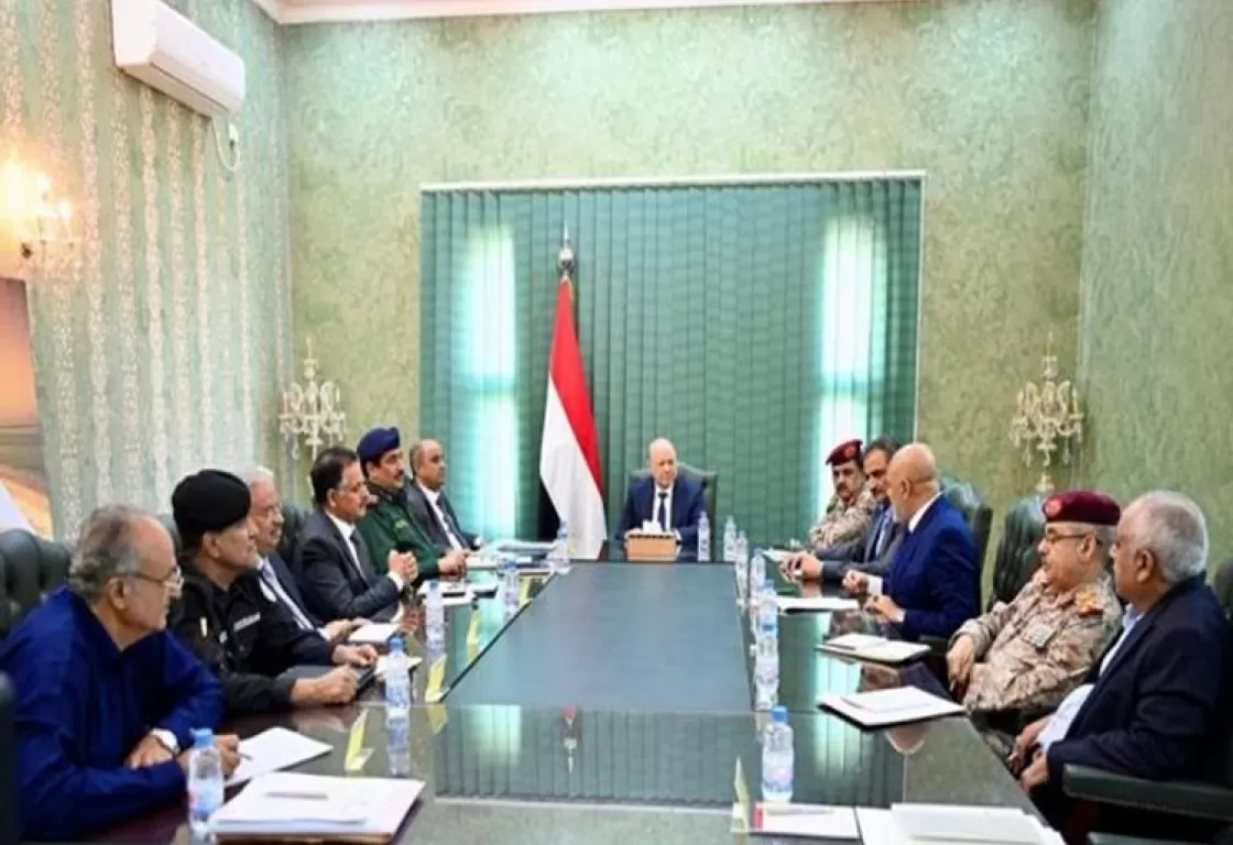 كشفت علاقة الحوثي بالقاعدة وداعش.. سقوط أخطر شبكات الإرهاب باليمن كشفت علاقة الحوثي بالقاعدة وداعش.. سقوط أخطر شبكات الإرهاب باليمن