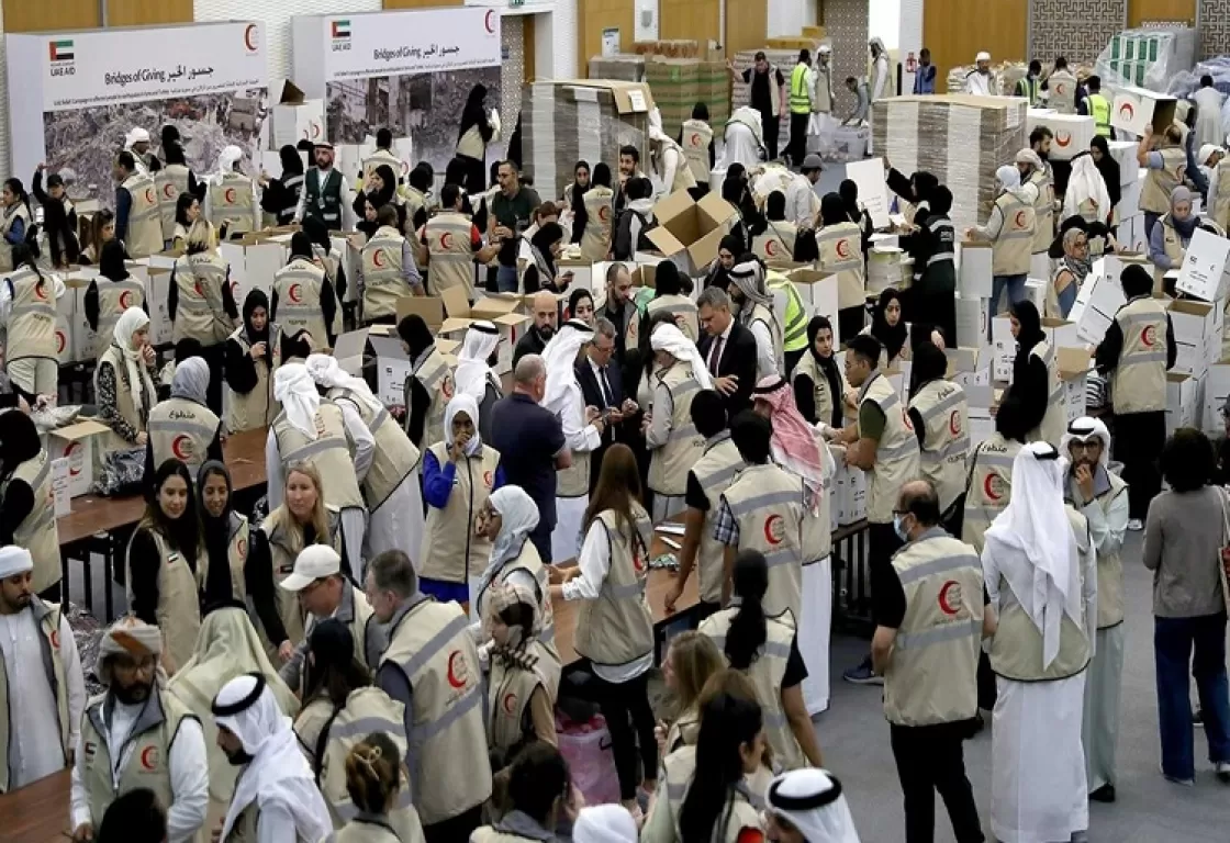 1200 متطوّع... مبادرات فردية في الإمارات تمدّ "جسور الخير" لمتضرري الزلزال 1200 متطوّع... مبادرات فردية في الإمارات تمدّ "جسور الخير" لمتضرري الزلزال