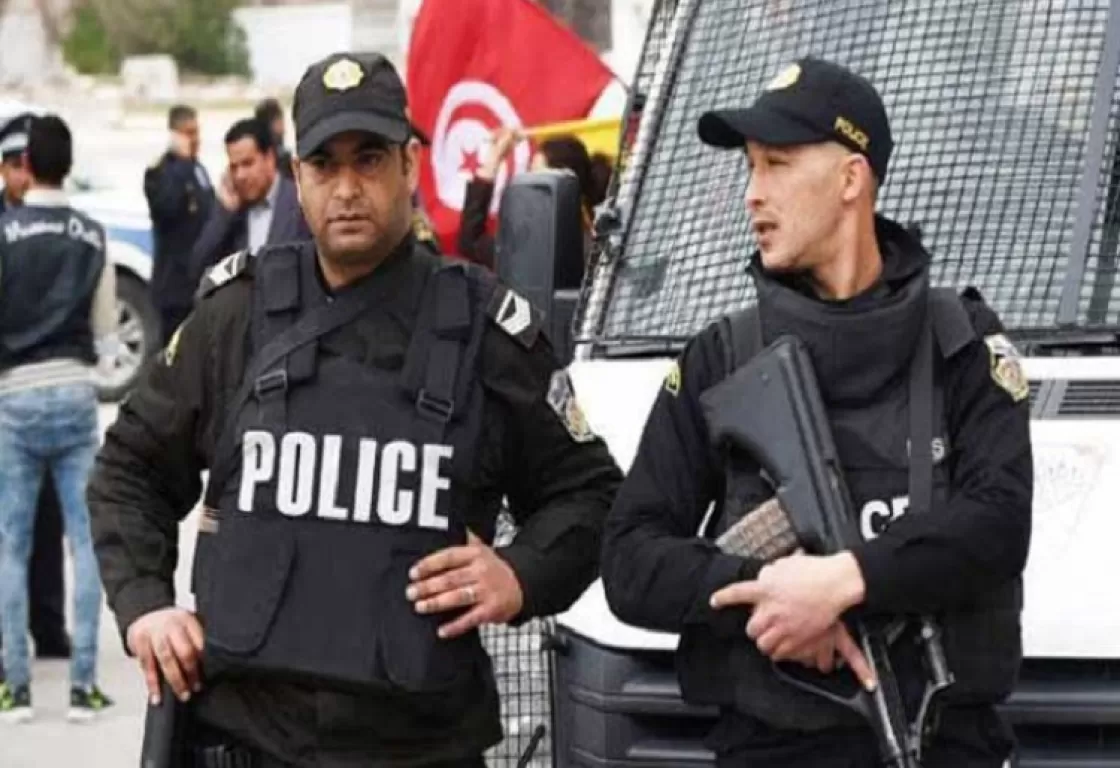 تونس تكثف جهود التخلص من إرث الإخوان.. مداهمات أمنية لعناصر إرهابية في القصرين تونس تكثف جهود التخلص من إرث الإخوان.. مداهمات أمنية لعناصر إرهابية في القصرين