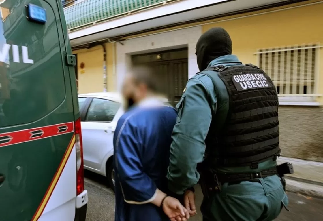 إسبانيا تعتقل إمام مسجد بتهمة نشر التطرف بين القُصّر... تفاصيل