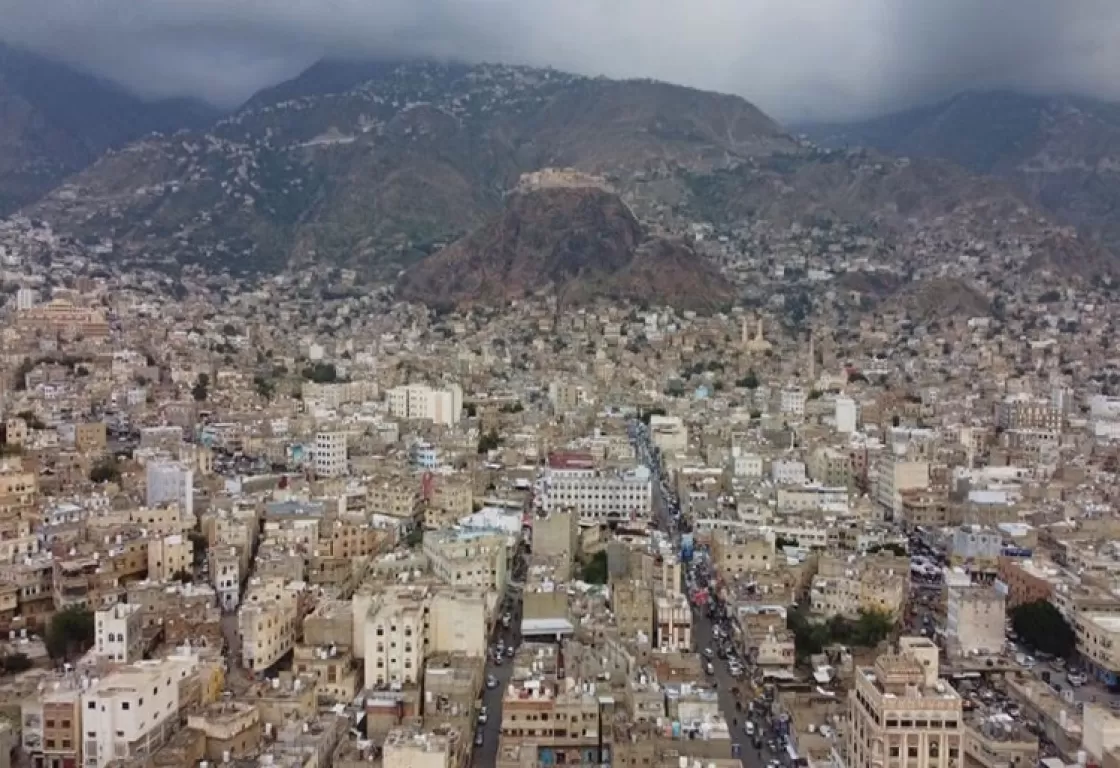 عن المدينة المكتظة بالحزن والفرح! عن المدينة المكتظة بالحزن والفرح!