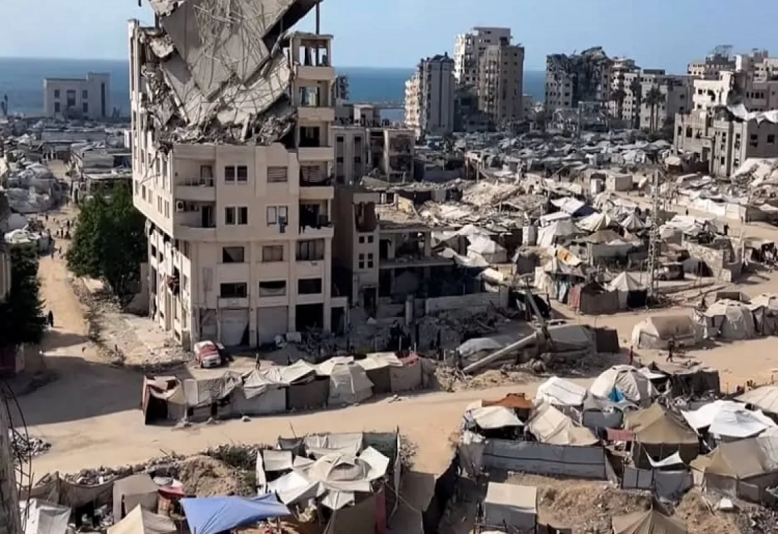 مع تفشي البطالة واختفاء الوظائف: سكان غزة في مواجهة المجهول