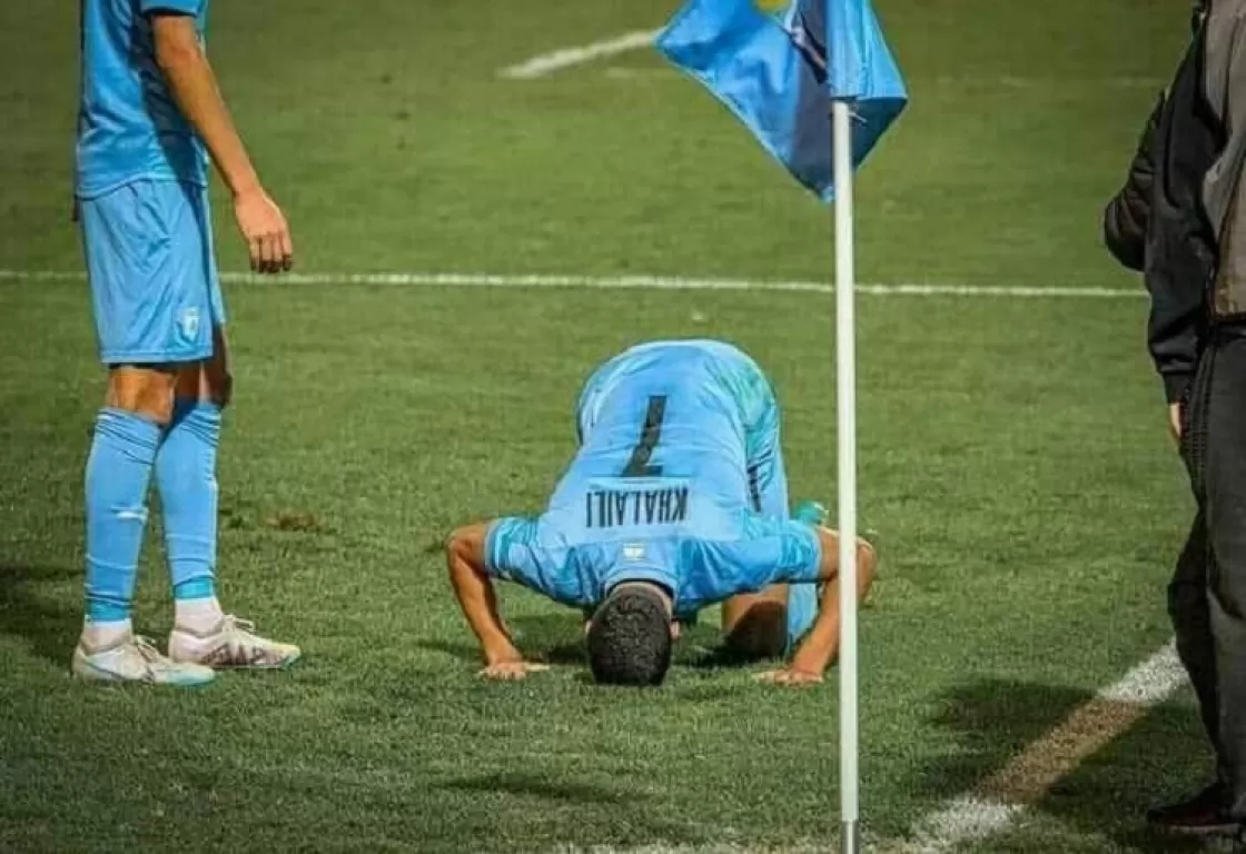 بأقدام عربية وسجدة شكر.. إسرائيل في نصف نهائي كأس العالم للشباب! بأقدام عربية وسجدة شكر.. إسرائيل في نصف نهائي كأس العالم للشباب!