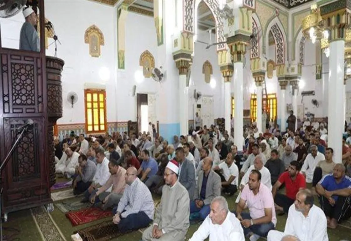 قدسية المساجد في مرمى الإخوان.. باحث يكشف كيف حوّل التنظيم دور العبادة إلى مخازن للسلاح