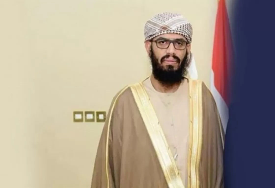 قيادي يمني يدعو إلى تحرير المساجد من قبضة الإخوان؟