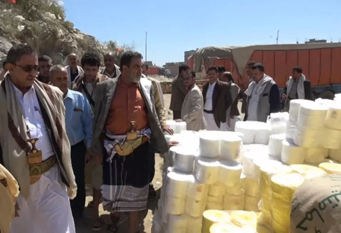 الإخوان ينفذون حملات جباية على أصحاب المحلات التجارية والمطاعم في تعز.. ما غايتهم؟ الإخوان ينفذون حملات جباية على أصحاب المحلات التجارية والمطاعم في تعز.. ما غايتهم؟