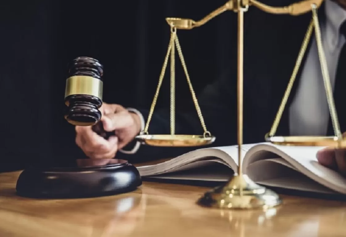 قانون ساكسونيا بين شيكابالا وعادل إمام قانون ساكسونيا بين شيكابالا وعادل إمام