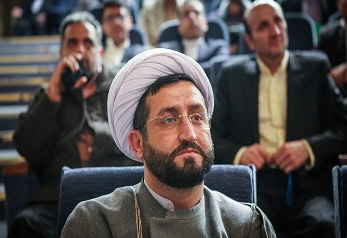 النظام الإيراني يتخبط... السجن (5) أعوام لرجل دين "إصلاحي" لهذه الأسباب النظام الإيراني يتخبط... السجن (5) أعوام لرجل دين "إصلاحي" لهذه الأسباب