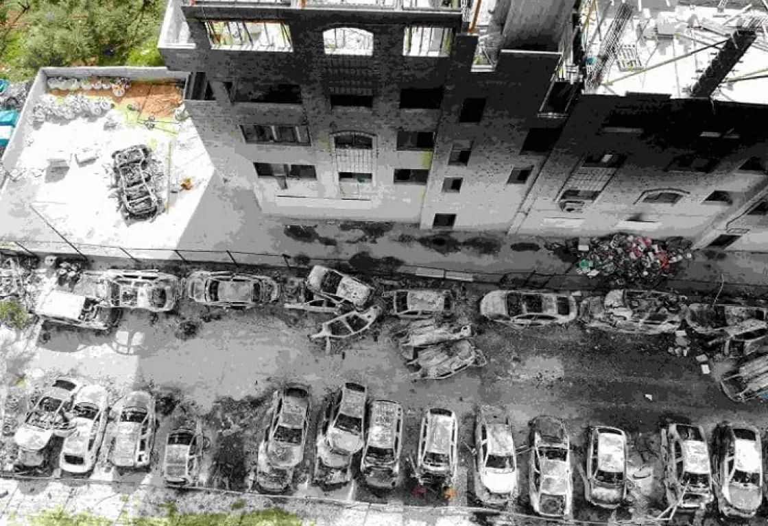 منحة إماراتية لأهالي بلدة حوارة الفلسطينية... وقرقاش يُعلق منحة إماراتية لأهالي بلدة حوارة الفلسطينية... وقرقاش يُعلق