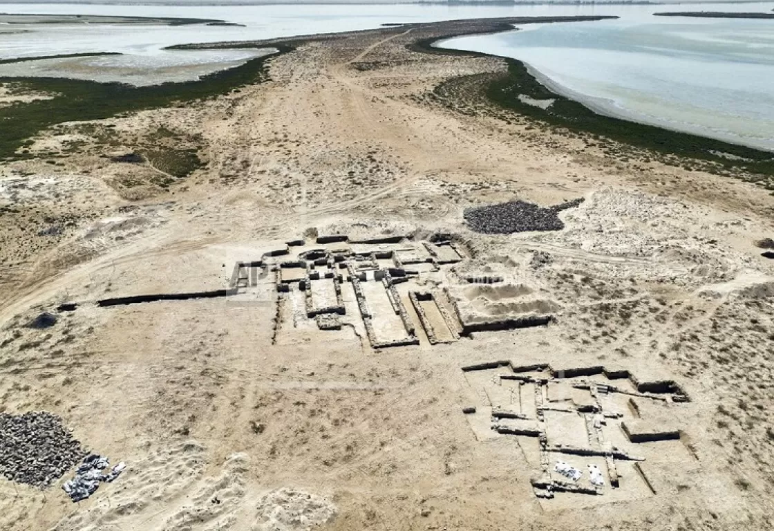 اكتشاف دير مسيحي عمره نحو 1400 عام تحت رمال الإمارات اكتشاف دير مسيحي عمره نحو 1400 عام تحت رمال الإمارات