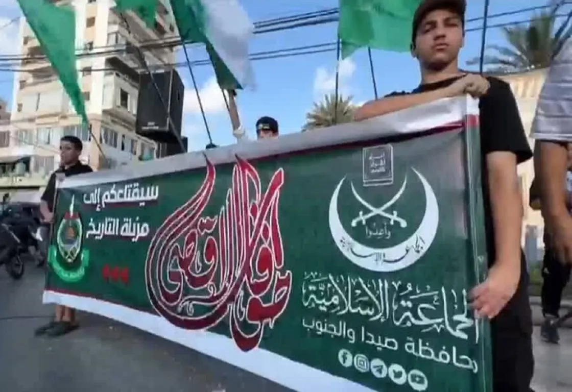 الإخوان وصناعة التطرف الناعم.. من مدارس التجنيد إلى تفريخ جيل أكثر تشددًا