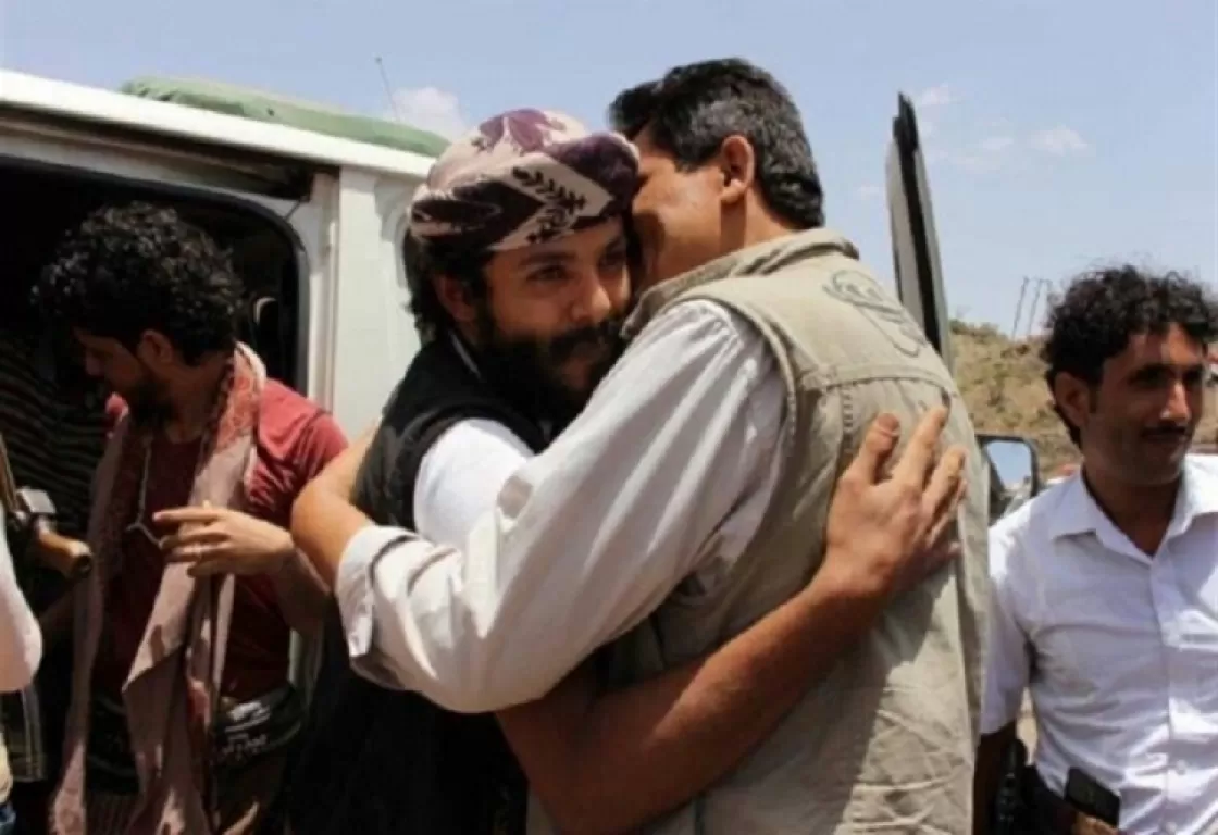 الإخوان يعطلون ملف الأسرى في اليمن... ما القصة؟