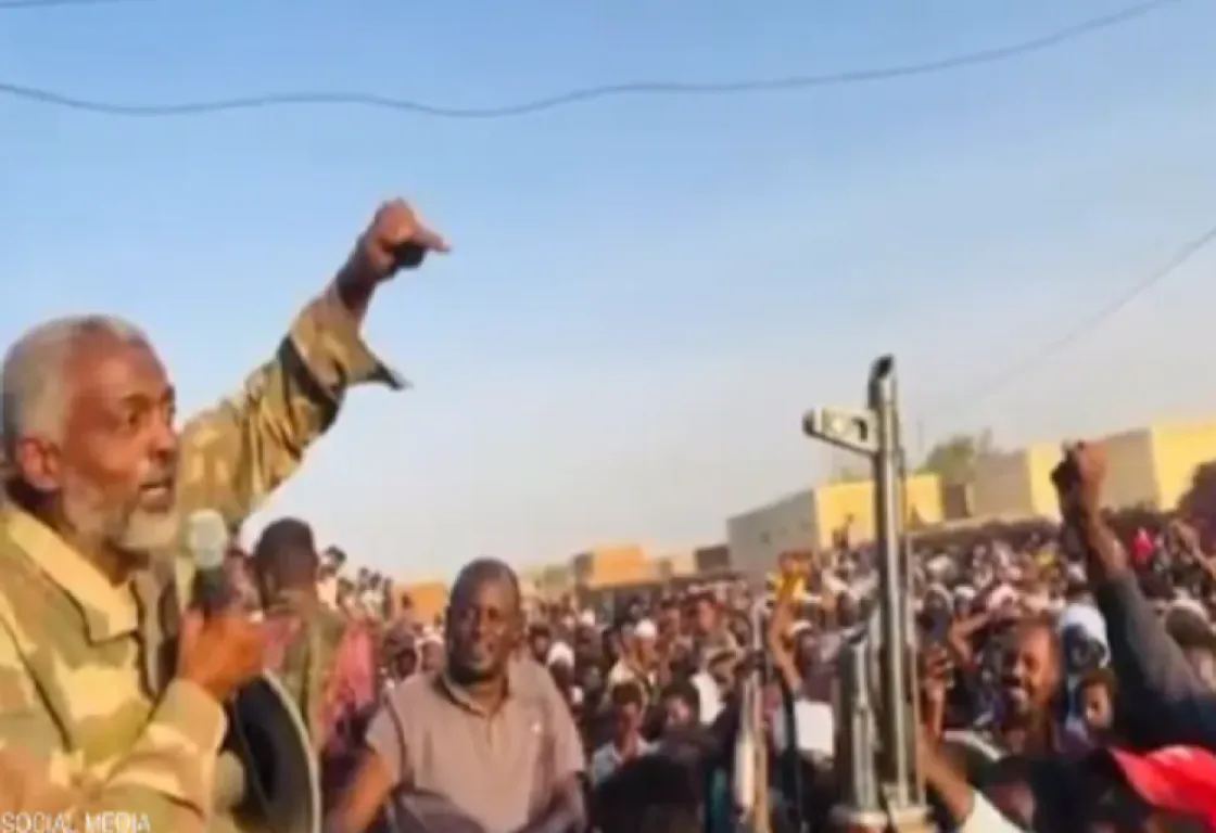 ما أوجه الشبه بين إخوان السودان والمافيا الإيطالية؟ باحث يجيب