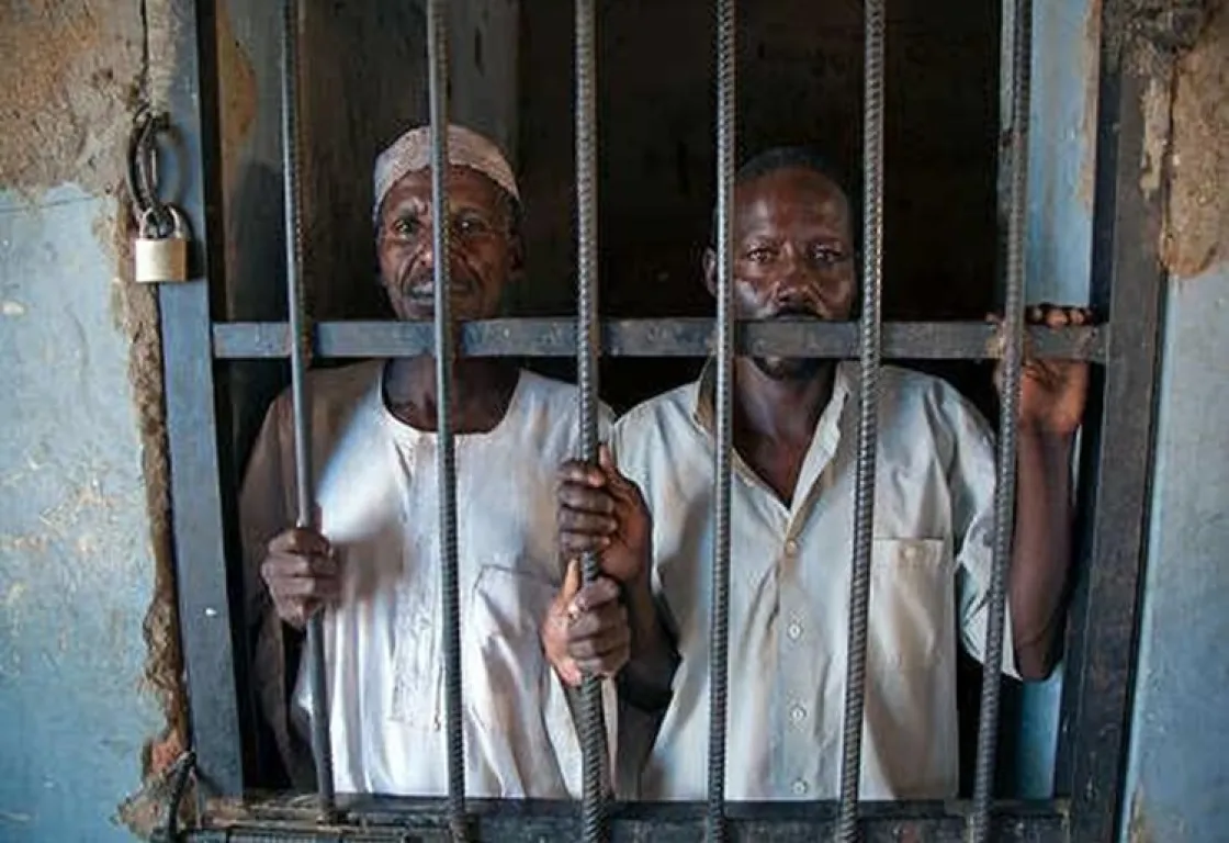 إضراب 83 محتجزاً في سجن بورتسودان يفتح ملف انتهاكات الجيش السوداني والإخوان