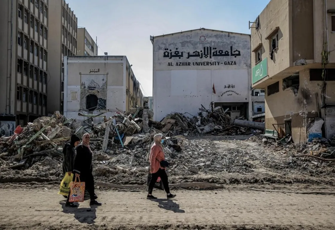 قبول بلا سفر وجامعات تحت الركام وشهادة بلا طريق... كيف حاصرت الحرب مستقبل طلاب غزة؟
