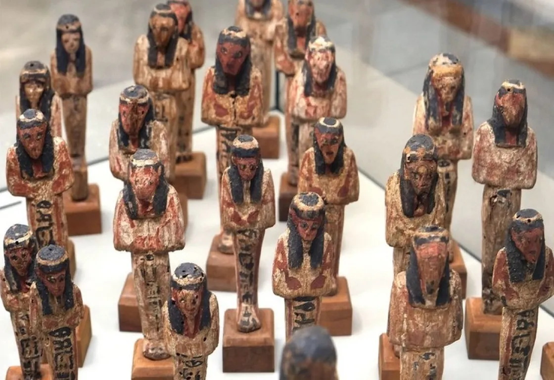 هل تورط الإخوان في تجارة الآثار؟