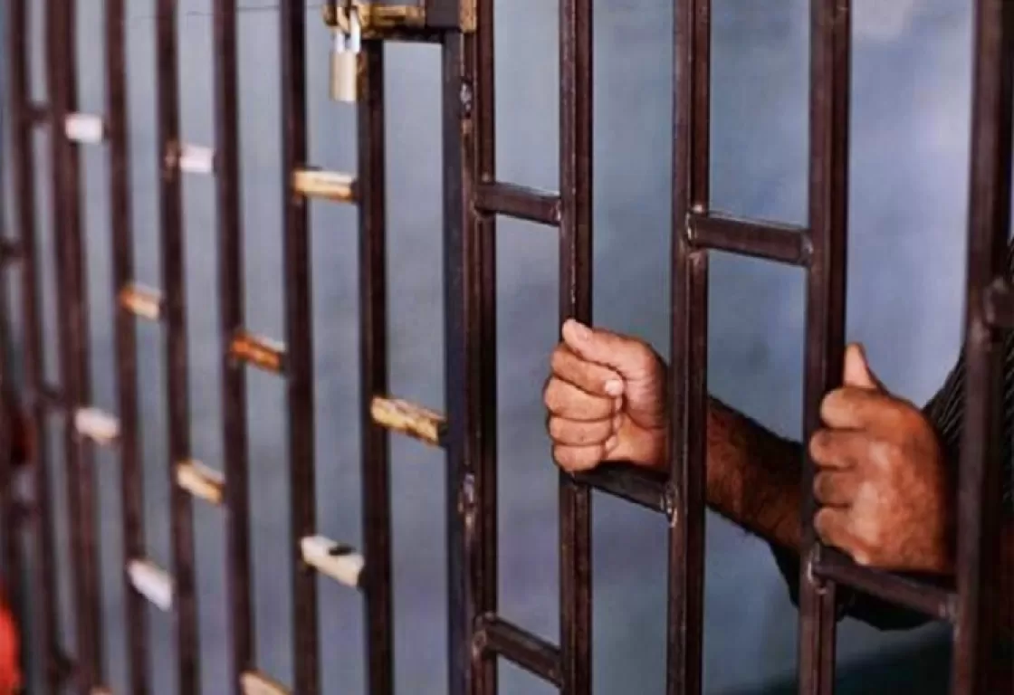 أحكام إيرانية بأيدٍ حوثية... إعدام (19) مختطفاً لدى الحوثيين خلال أسبوعين فقط أحكام إيرانية بأيدٍ حوثية... إعدام (19) مختطفاً لدى الحوثيين خلال أسبوعين فقط