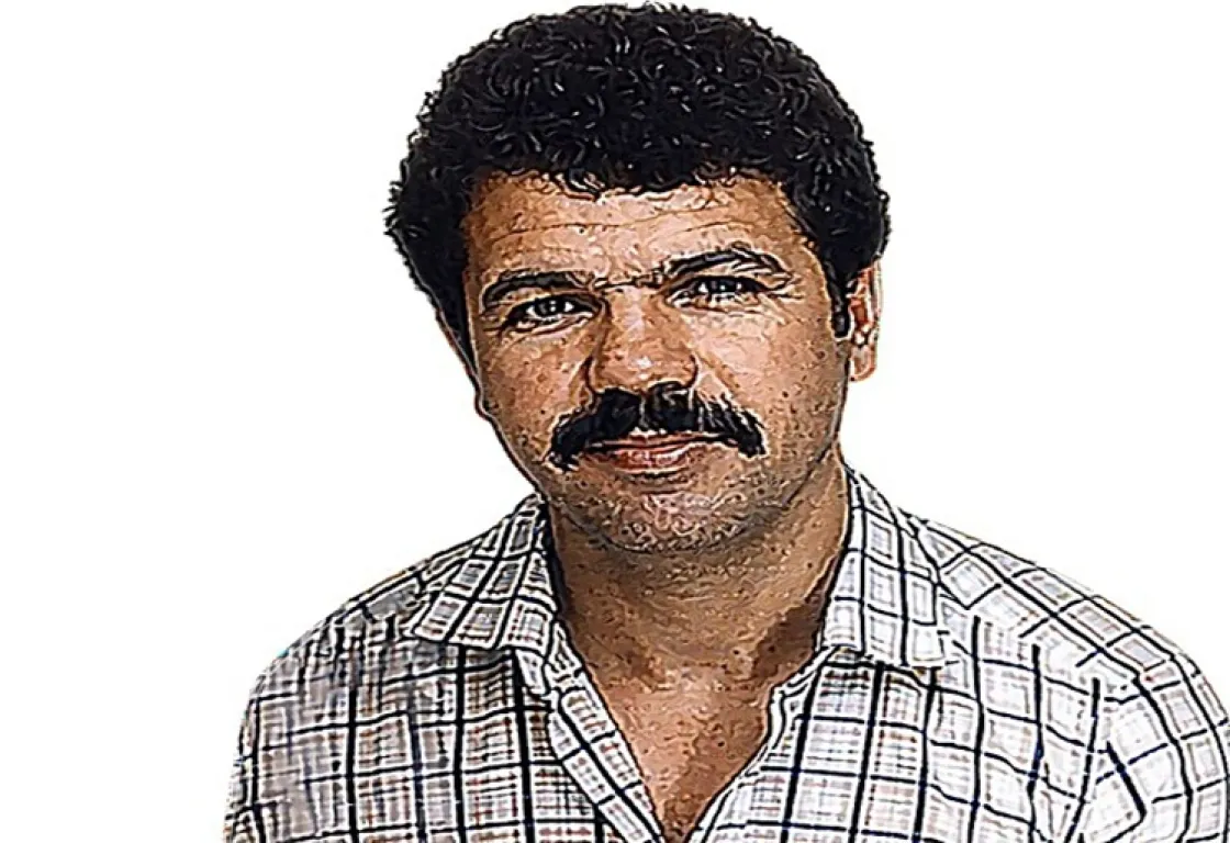 محمد الرديفي شاعر التجريب والبحث عن المعنى بين فرنسا وتونس محمد الرديفي شاعر التجريب والبحث عن المعنى بين فرنسا وتونس