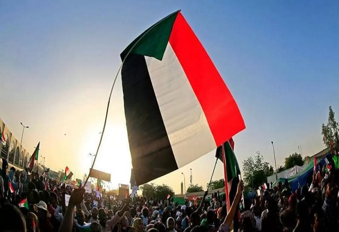 الإسلاميون في السودان يرفضون مصير إخوانهم في مصر وتونس الإسلاميون في السودان يرفضون مصير إخوانهم في مصر وتونس