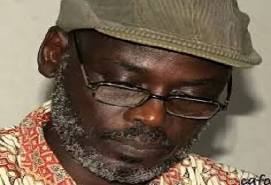 هل نجح إخوان السودان في توظيف الأدباء والكتاب؟ سقطة جديدة للروائي بركة ساكن هل نجح إخوان السودان في توظيف الأدباء والكتاب؟ سقطة جديدة للروائي بركة ساكن