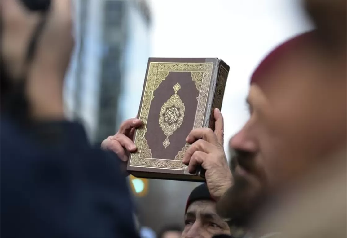 عن أيّ عداء للإسلام نتحدّث؟ عن أيّ عداء للإسلام نتحدّث؟