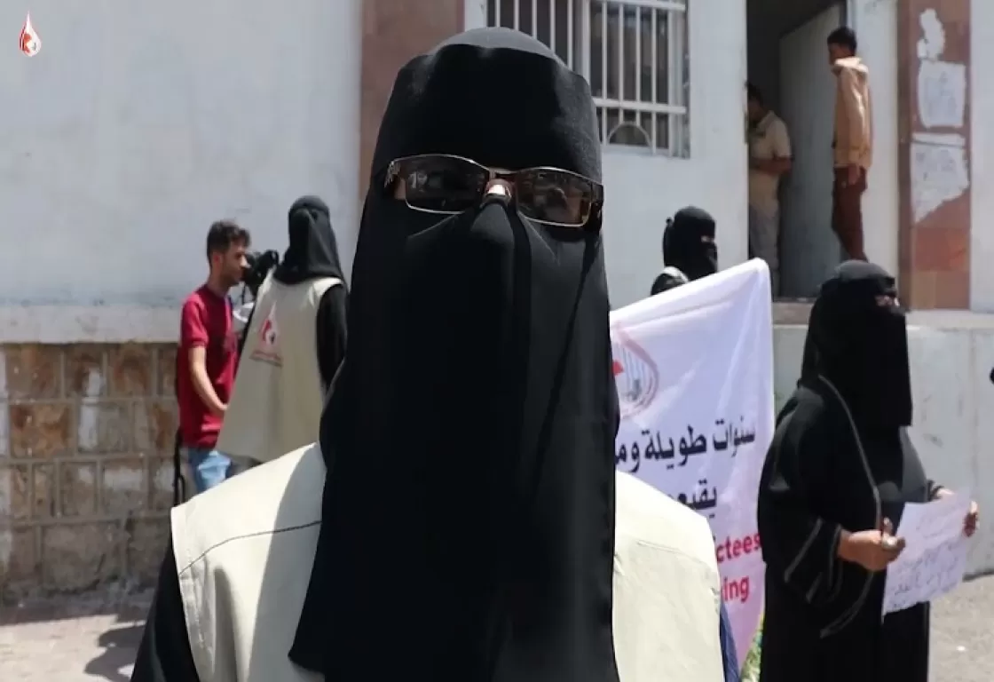 رابطة أمهات المختطفين: الإخوان يقفون عائقاً أمام الإفراج عن أبنائنا