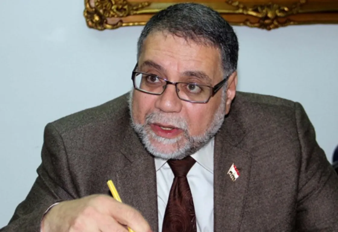 "مختار نوح" لروحه السلام