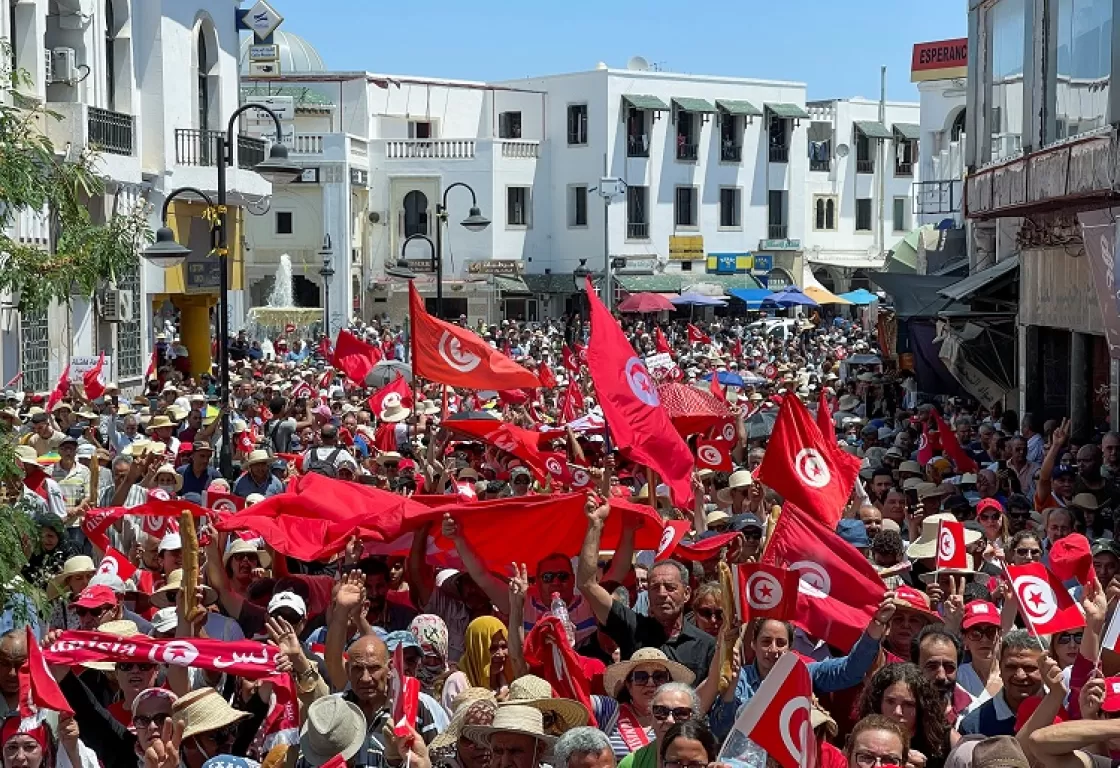برغم فشلها في إرباكه... المعارضة التونسية تقود جهوداً حثيثة لتعطيل مسار سعيد