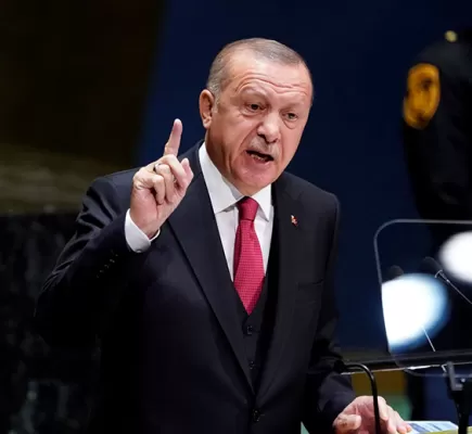 مساعٍ قطرية لإنقاذ أردوغان وحزبه... ما الجديد؟