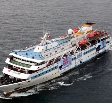 أسطول التمرُد... (1000) قارب من (40) دولة تتوجه من تركيا إلى سواحل غزة... لماذا؟