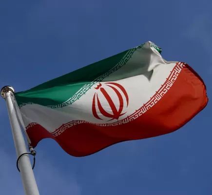 العالم يفكر بعقل قلق تجاه إيران... لماذا؟