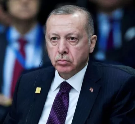 أردوغان يصر على إجراء الانتخابات بموعدها... والمعارضة تلمح بوجود مخططات للتلاعب