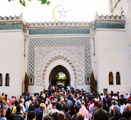 الإخوان المسلمون يخترقون المنتدى الفرنسي الرسمي لمكافحة الإسلاموية