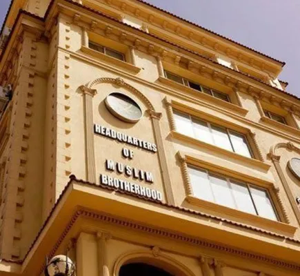 الإخوان من صناعة الطاعة إلى مسخ العقول