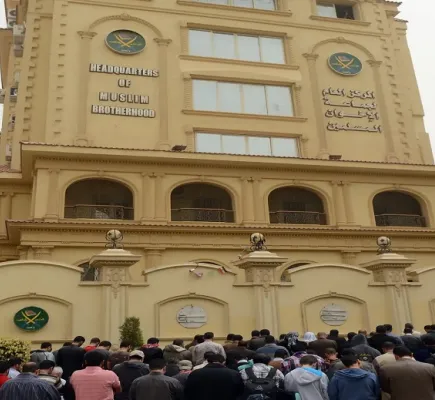 الغزل الإخواني السخيف