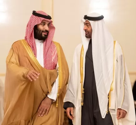 أول لقاء لولي العهد السعودي بعد توليه منصبه الجديد.. وبن زايد وبن راشد يهنئانه
