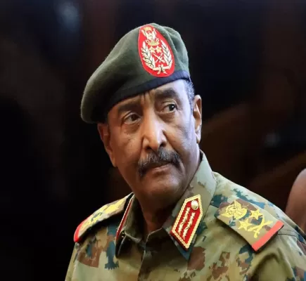 رئيس مجلس السيادة السوداني يقطع الطريق على الإسلاميين... ماذا قرر؟