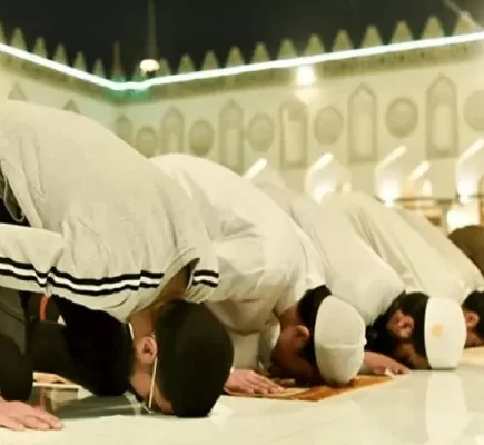 الشعرُ والصَّلَوات