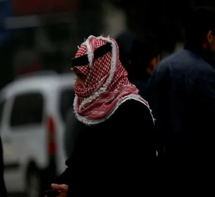 الشيخ الأردني: أنا من ربْع عيسى يا ولدي