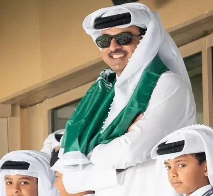 الشيخ تميم يواصل التعبير عن فرحه بفوز الأخضر على التانغو