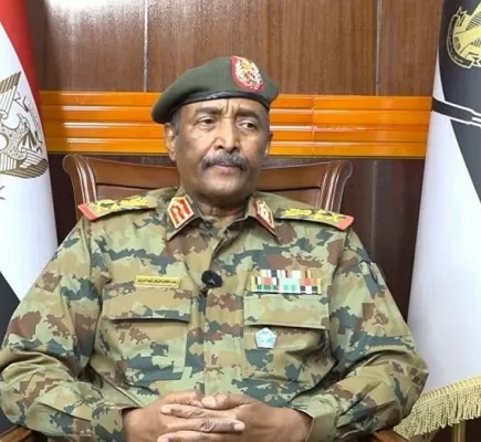 البرهان يعين رئيس حكومة جديدا: انقلاب ناعم على الإخوان لطمأنة قوى إقليمية منزعجة