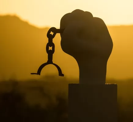 العبودية الطوعية في الإسلام السياسي : قراءة في فلسفة الهيمنة