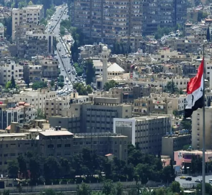 التاريخ والفكر: سوريا بين تزويرين